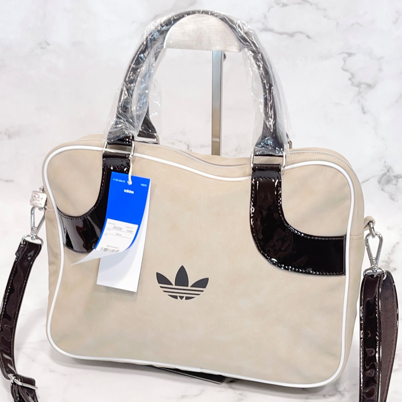 未使用品 adidas Originals アディダスオリジナルス ミディアム エア 