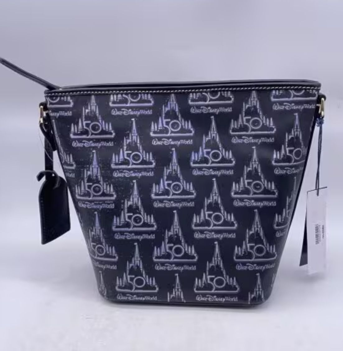 Dooney & Bourke ディズニー 50周年 シンデレラ城 ショルダーバッグ 
