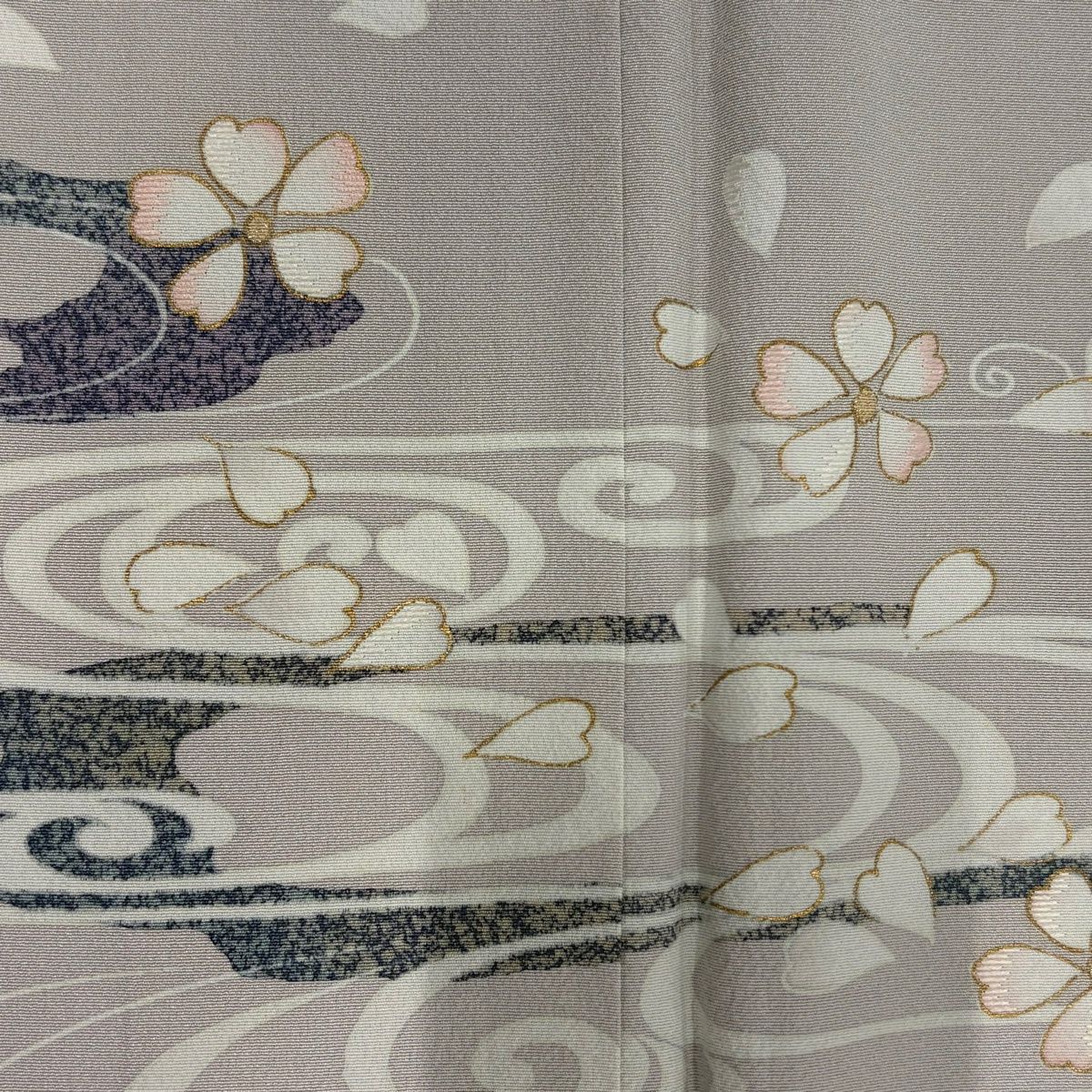付下げ 身丈159cm 裄丈65cm M 袷 桜 流水 金彩 金糸 灰色 正絹 付下げ 身丈159cm 裄丈65cm M 袷 桜 流水 金彩 金糸 灰色 正絹