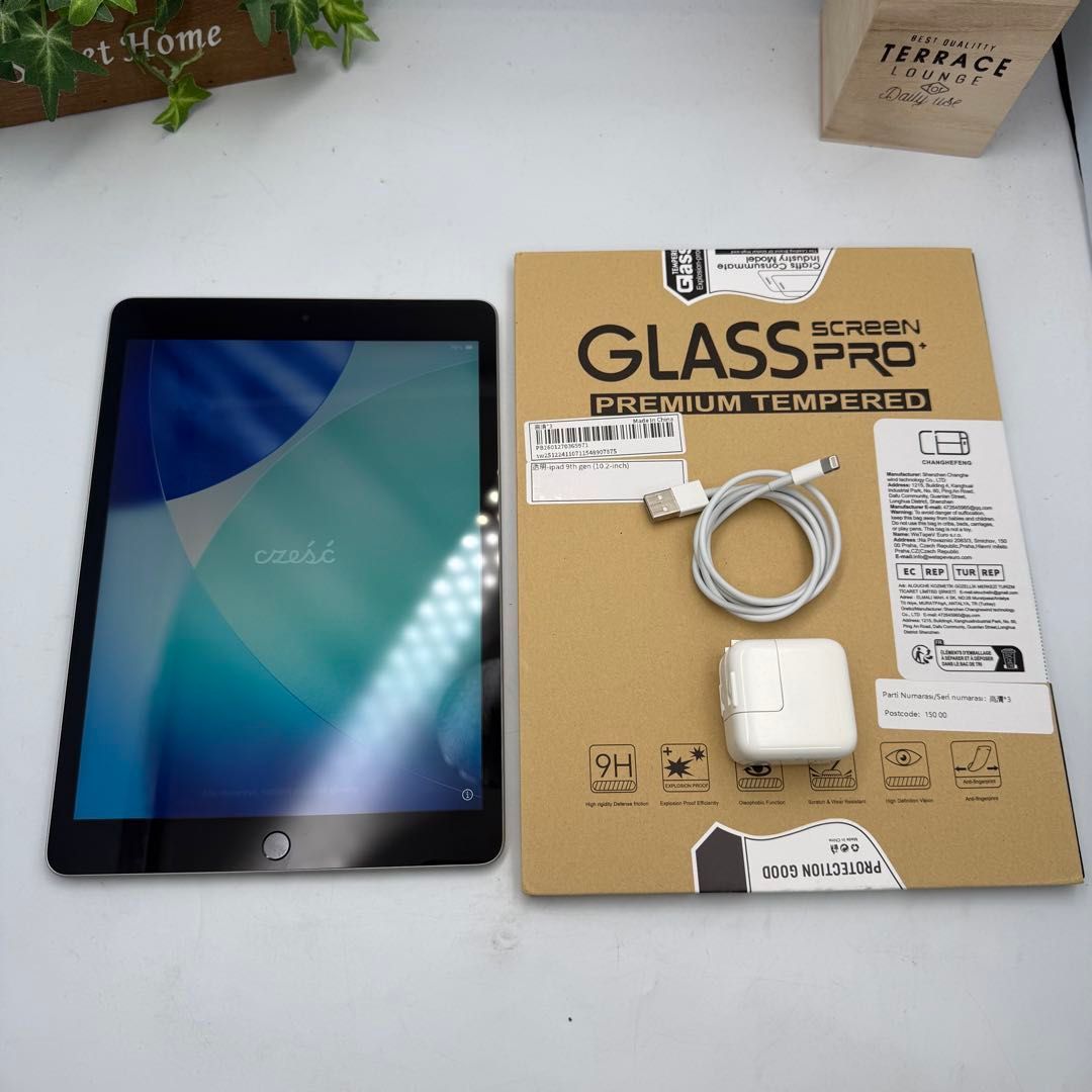 iPad 第9世代 Wi-Fi 64GB シルバー 美品 付属品付 - メルカリ