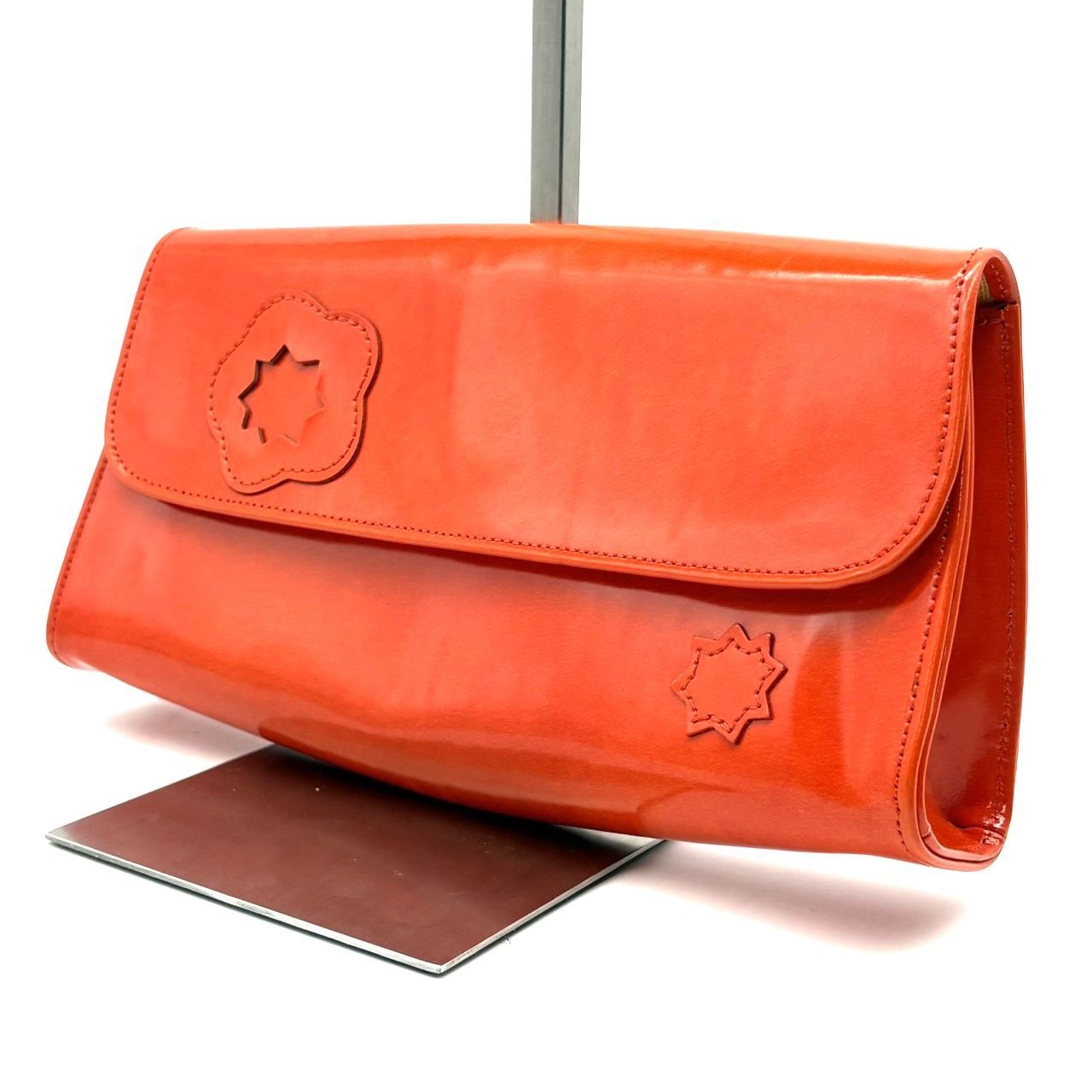 LONGCHAMP ロンシャン クラッチバッグ エナメル パテントレザー 