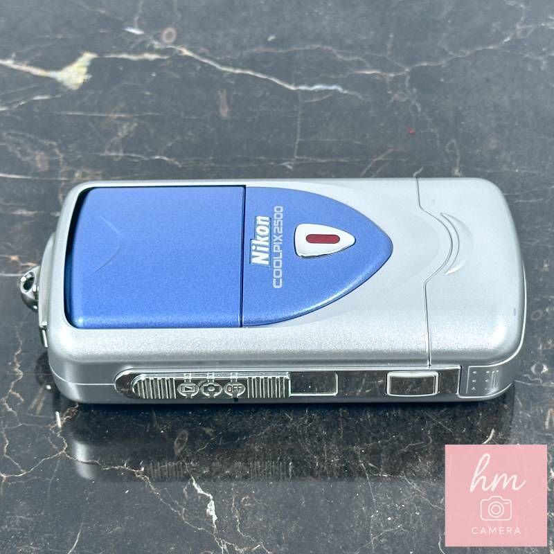 Nikon COOLPIX E2500 シルバー 200万画素 回転レンズ スイバル構造
