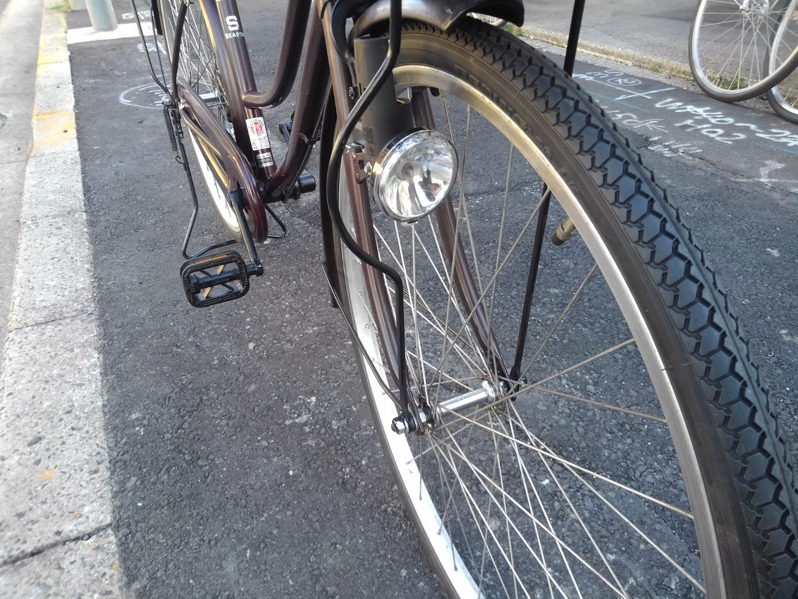 引き取り限定！(名古屋市昭和区)中古自転車4037 前後タイヤ新品 