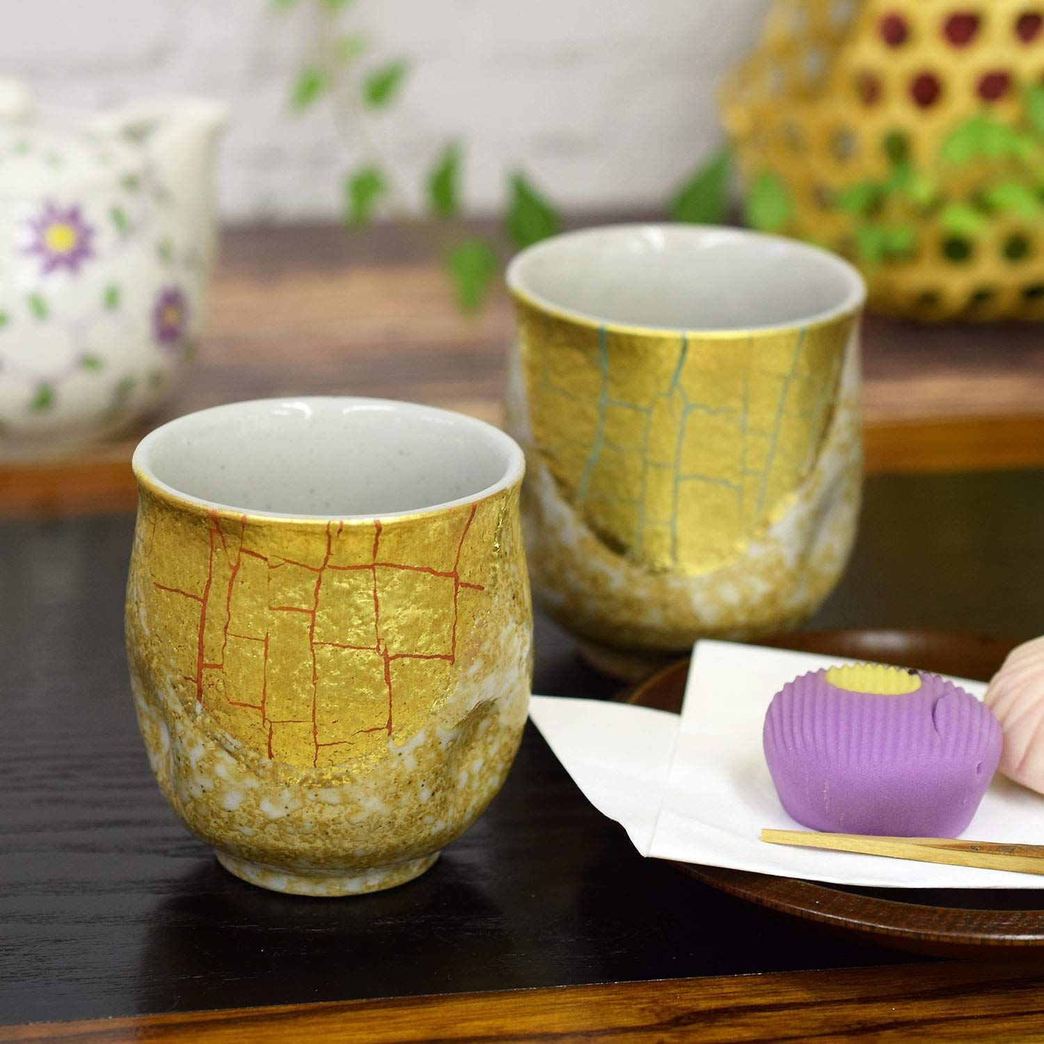 新品 和座の蔵 おしゃれ ペア 湯呑み 九谷焼 夫婦湯呑み 金箔彩 陶器 ブランド 和食器 日本製 結婚記念日 還暦祝い 古希祝い 喜寿祝い 傘寿祝い 米寿祝い プレゼント ギフト