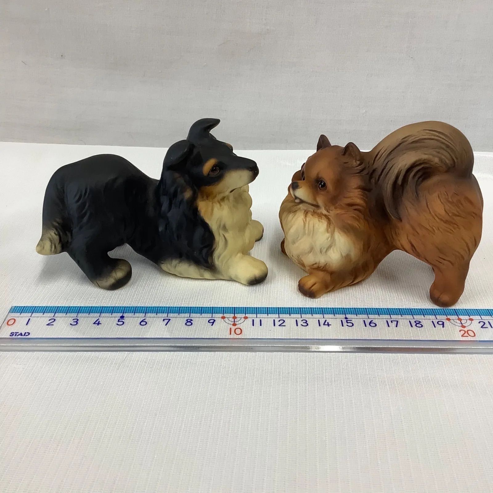 ドマン製 犬の置物 ポメラニアン・シェルティ（コリー）陶器製 U593