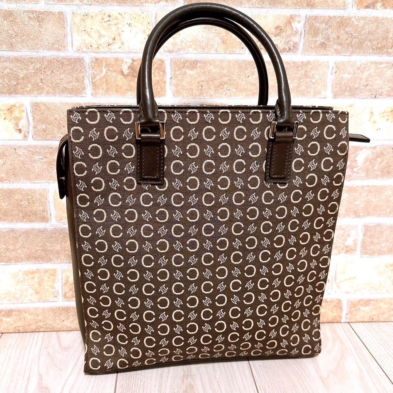 超美品》CELINE(セリーヌ)トートバッグ マカダム柄 - メルカリ 超美品》CELINE(セリーヌ)トートバッグ マカダム柄 - メルカリ