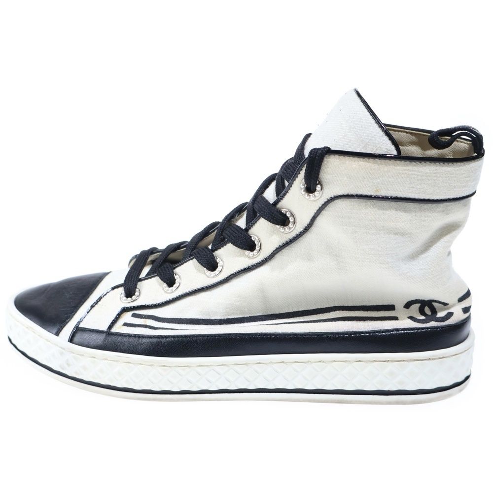 CHANEL ハイカットスニーカー ブラック/ホワイト シャネル ハイカット スニーカー ココマーク キャンバス 黒 ブラック