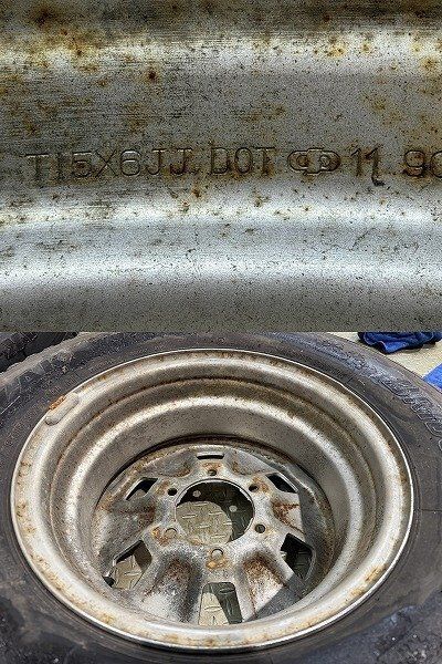 BS W979 215/70R15 107/105L LT】スタッドレス【トヨタ 100系
