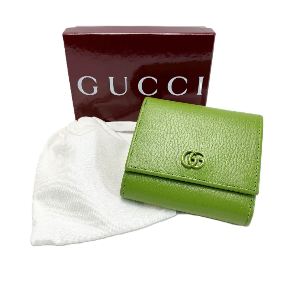 新品同様　GUCCI GG マトラッセ グッチ財布　グリーン　ggマーモント GUCCI グッチ GGマーモント 2つ折り財布 508587 グリーン レザー 箱 袋