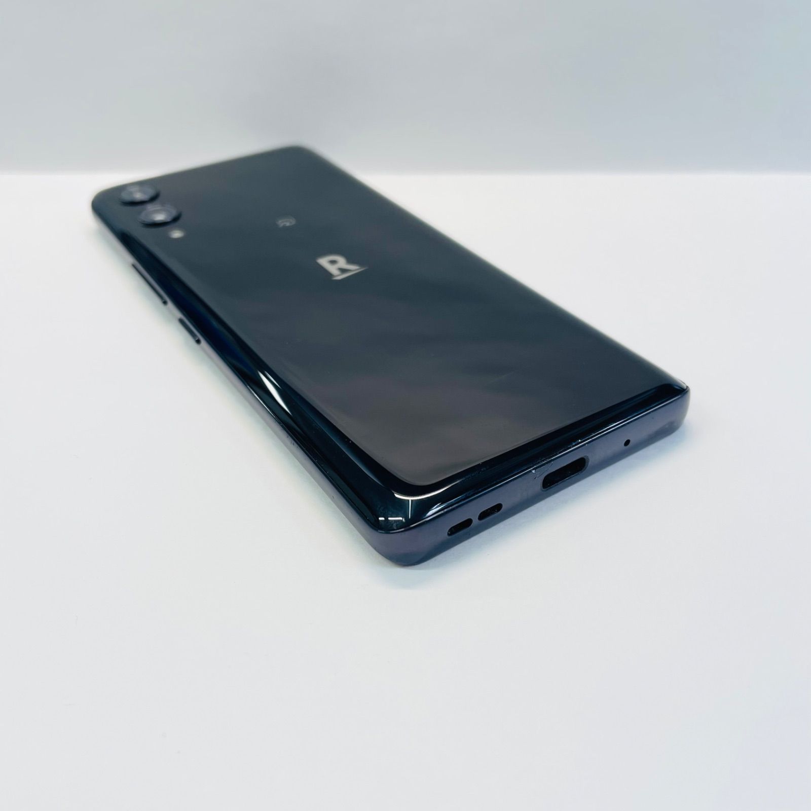 Rakuten Hand 5G P780 128GB 楽天版 中古 - メルカリ