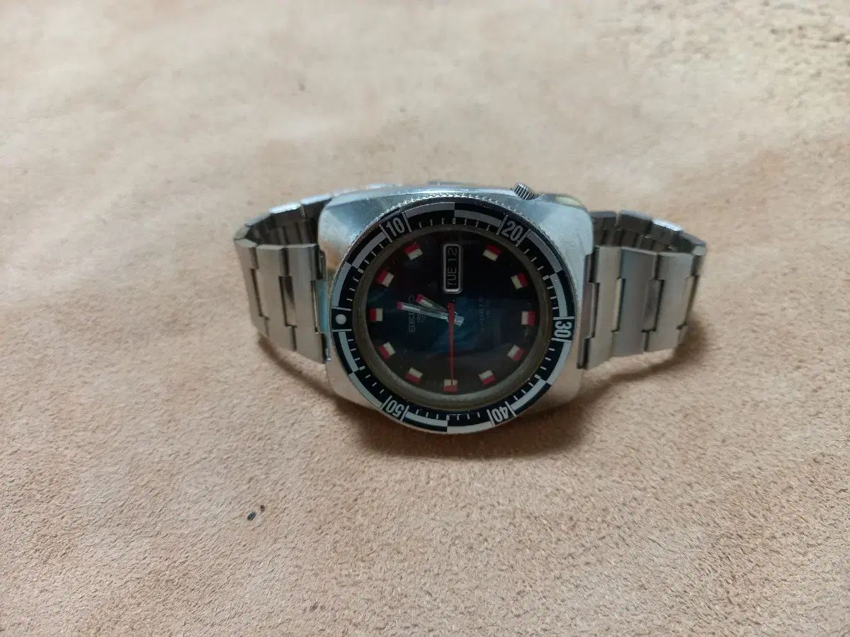 時計 オーバーホール