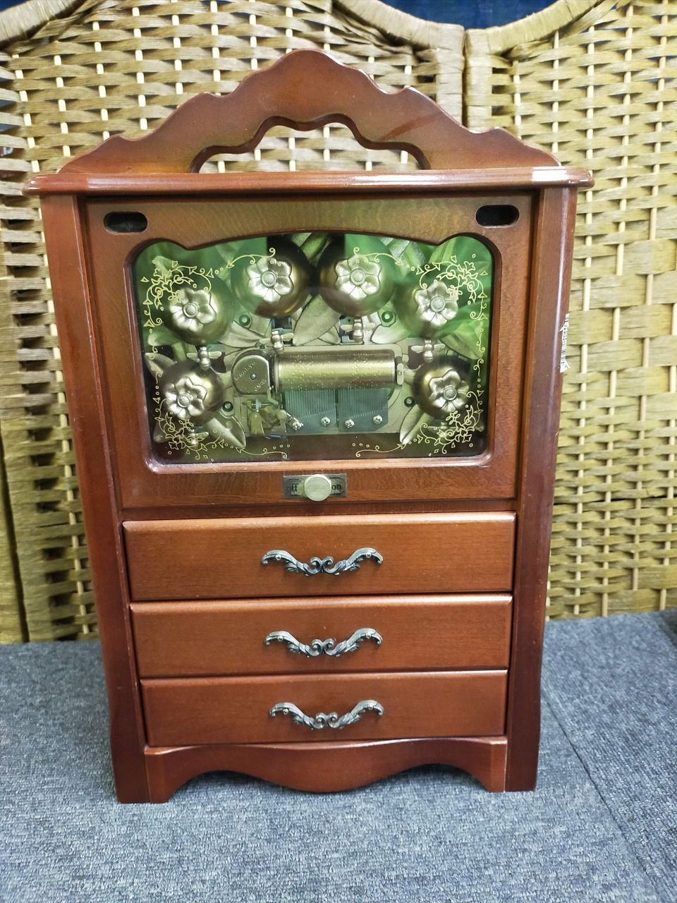 本 Sankyo 木製 オルゴール付きチェスト 3段 ジュエリーボックス 小物