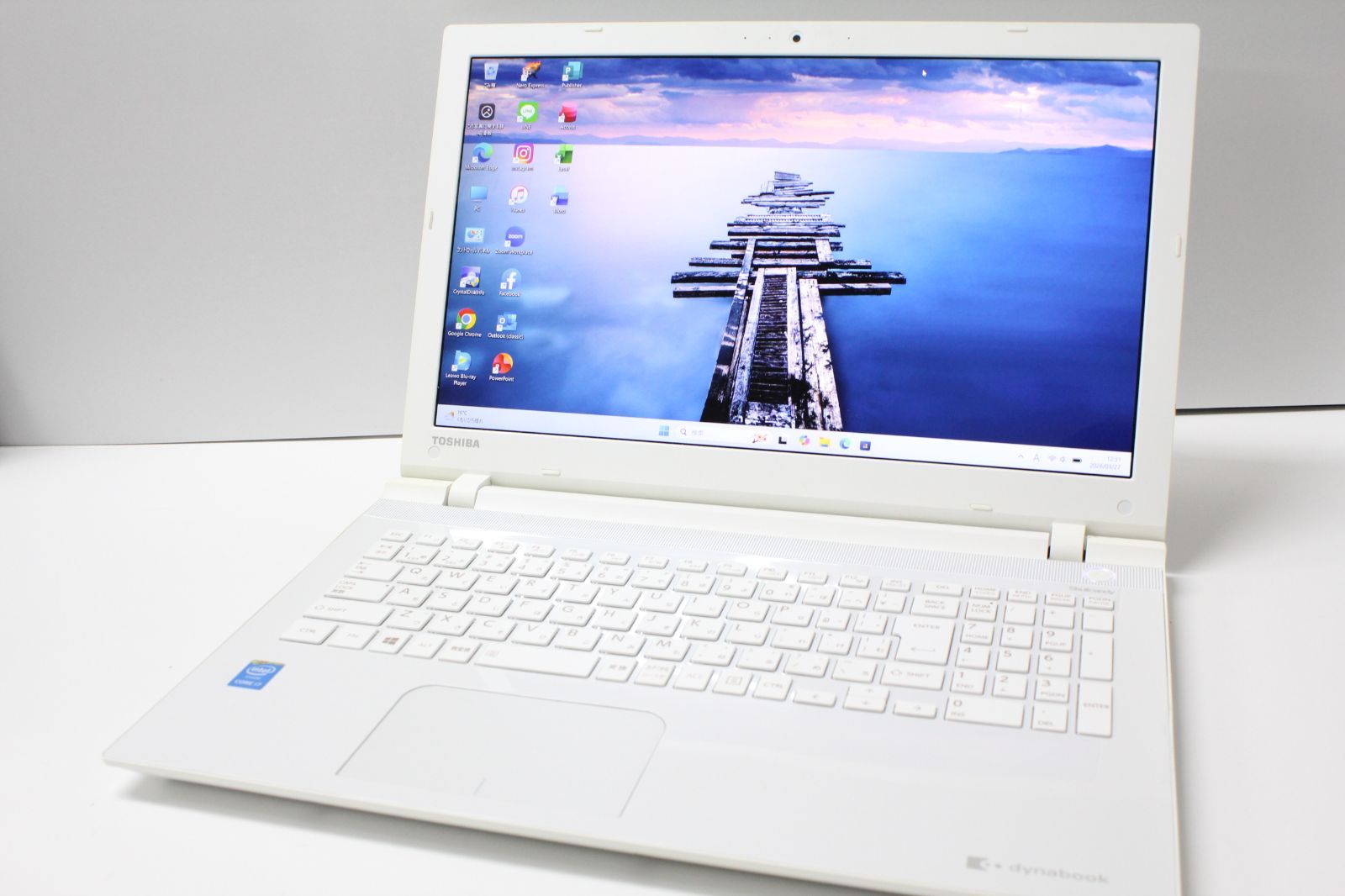 東芝 dynabook T75/RW Core i7 SSD搭載中古PC - メルカリ