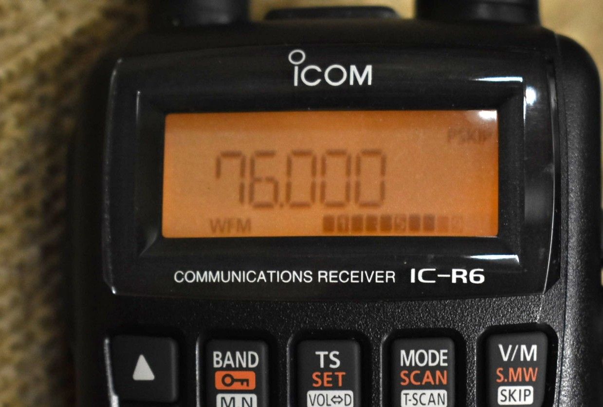 アマチュア無線 ICOM IC-R6 ハンディレシーバー 受信機 アイコム