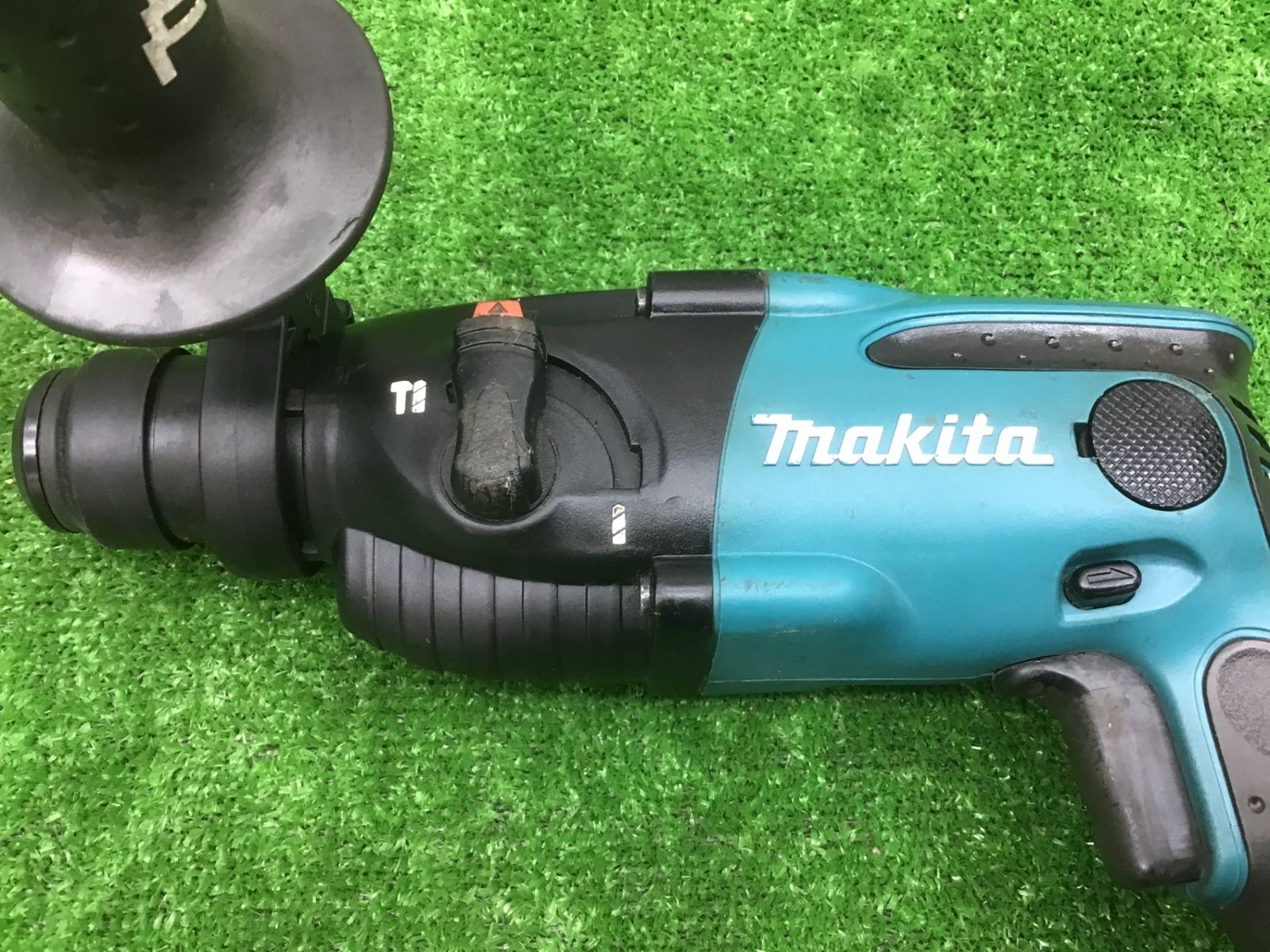 動作品】マキタmakita コードレスハンマドリル HR162DRFX□アクト 