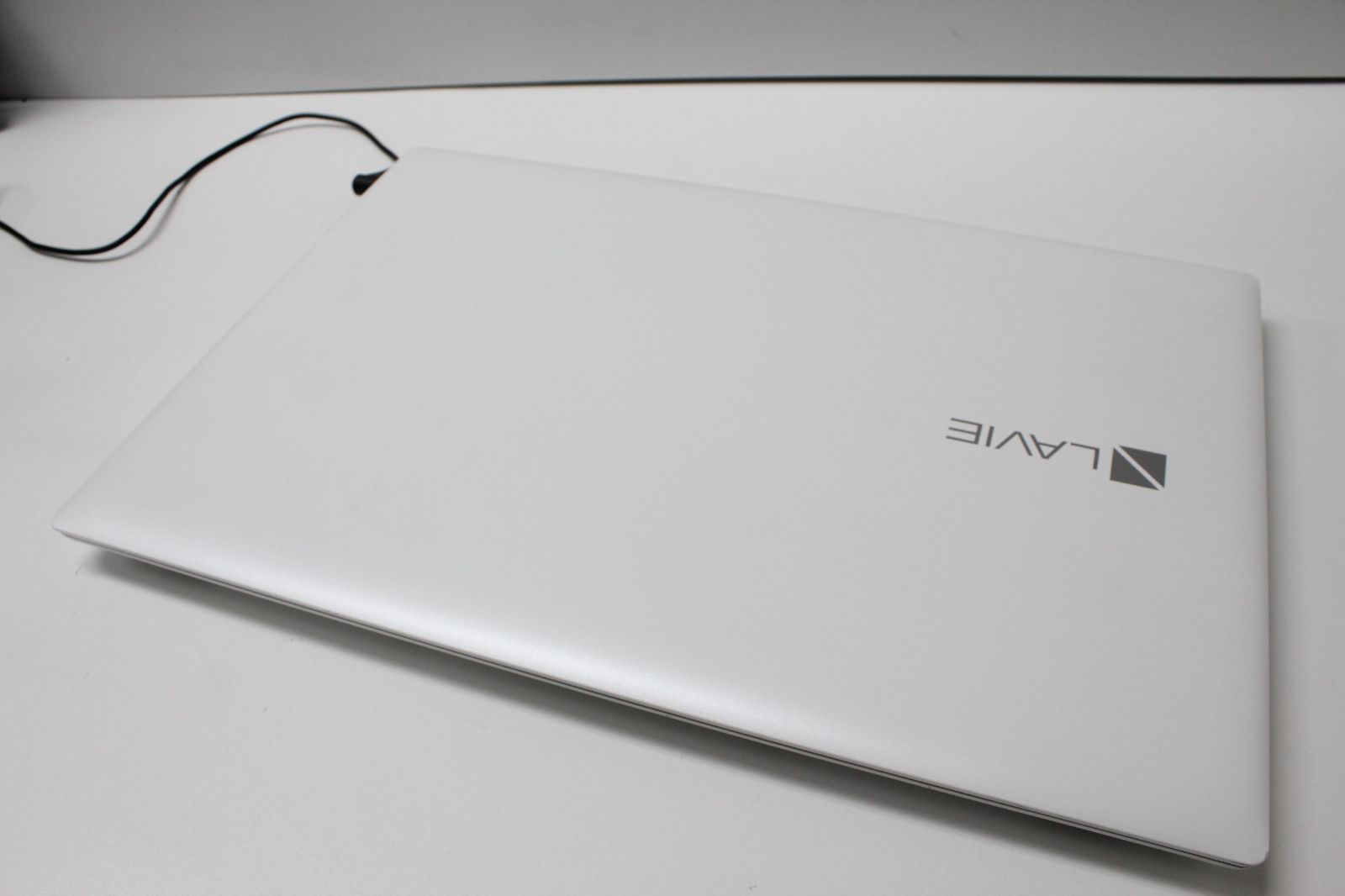 中古ノートPC】NEC〈LAVIE NS150/KAW〉Intel Celeron/SSD240GB/メモリ 