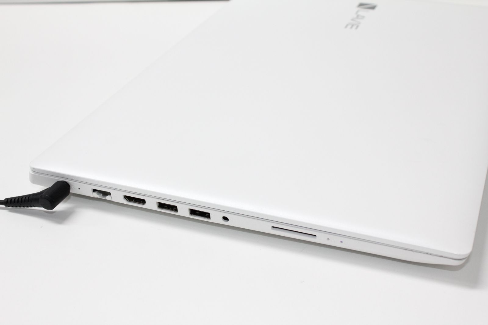 中古ノートPC】NEC〈LAVIE NS150/KAW〉Intel Celeron/SSD240GB/メモリ 