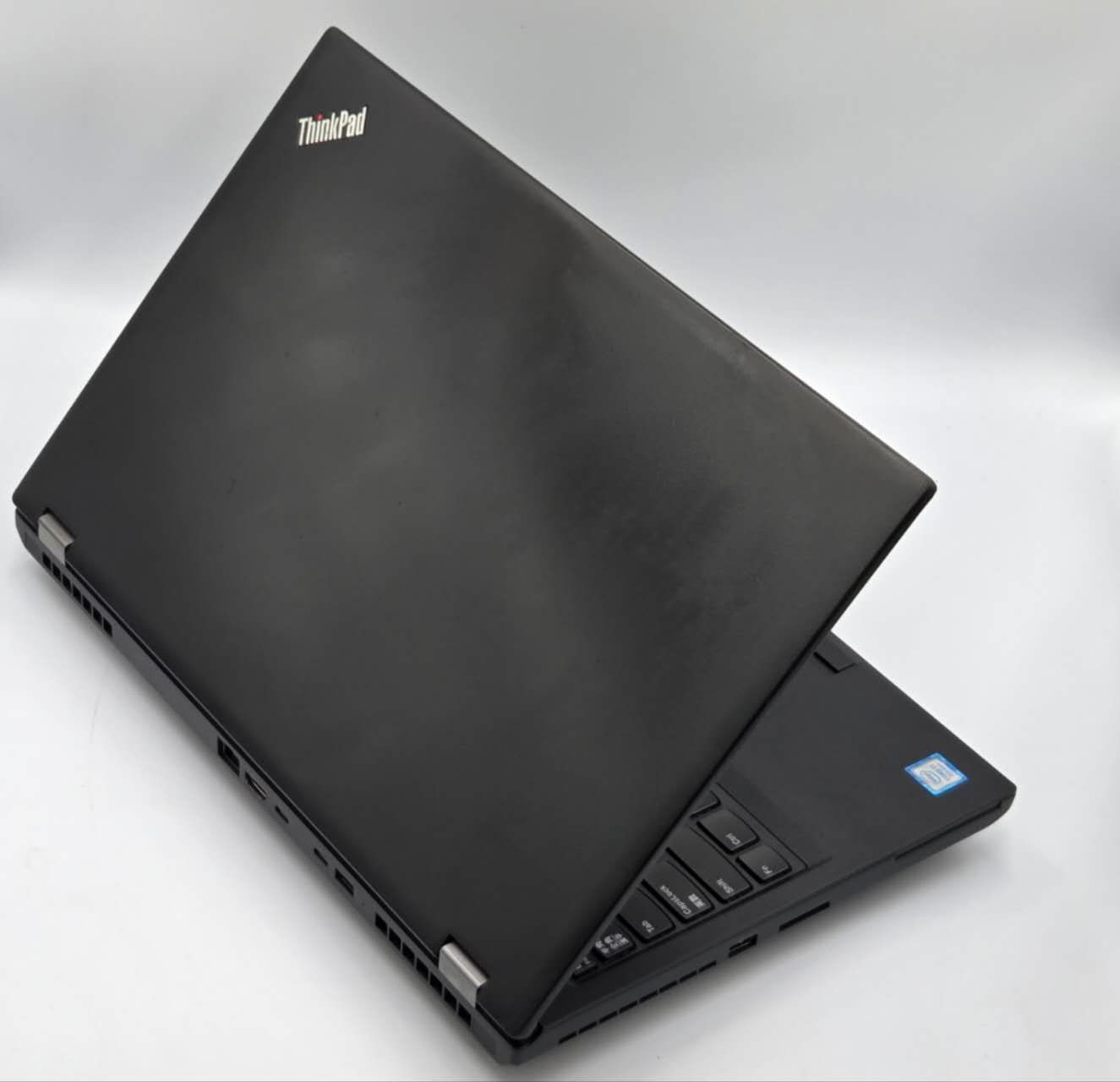 Lenovo ThinkPad Corei7 メモリ8GB SSD240GB Lenovo Intel Core i7 8th