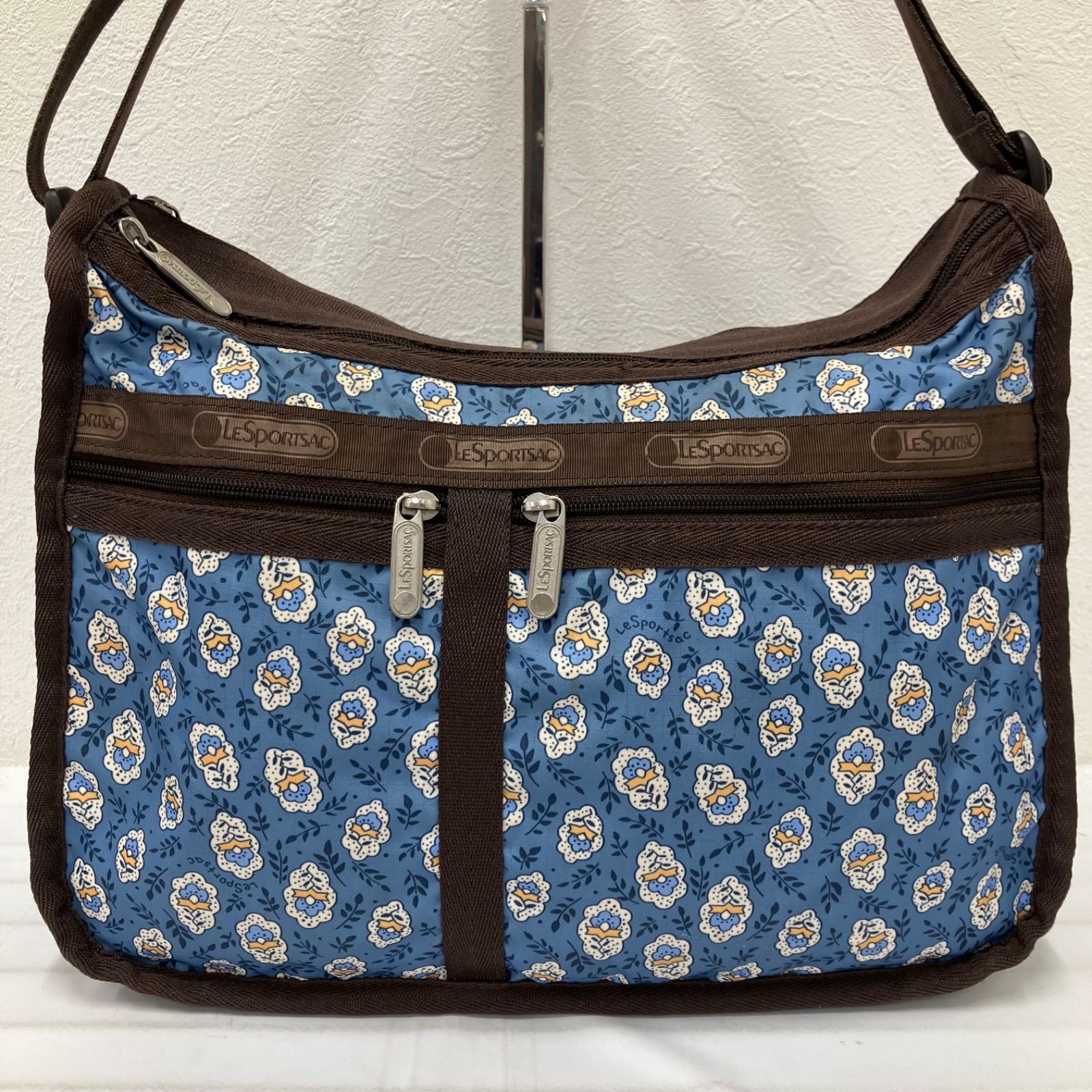 1182 LeSportsac レスポートサック ショルダーバッグ 斜めがけ 紐調節 
