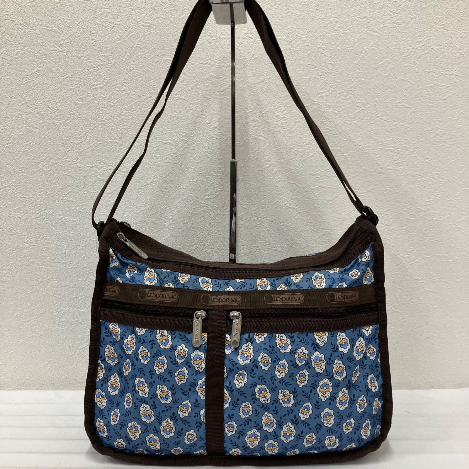 1182 LeSportsac レスポートサック ショルダーバッグ 斜めがけ 紐調節 