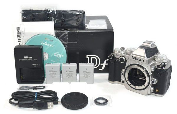 6,229장의 샷!배터리 3개와 오리지널 박스가 함께 제공됩니다!니콘 니콘 DF DSLR 카메라 바디