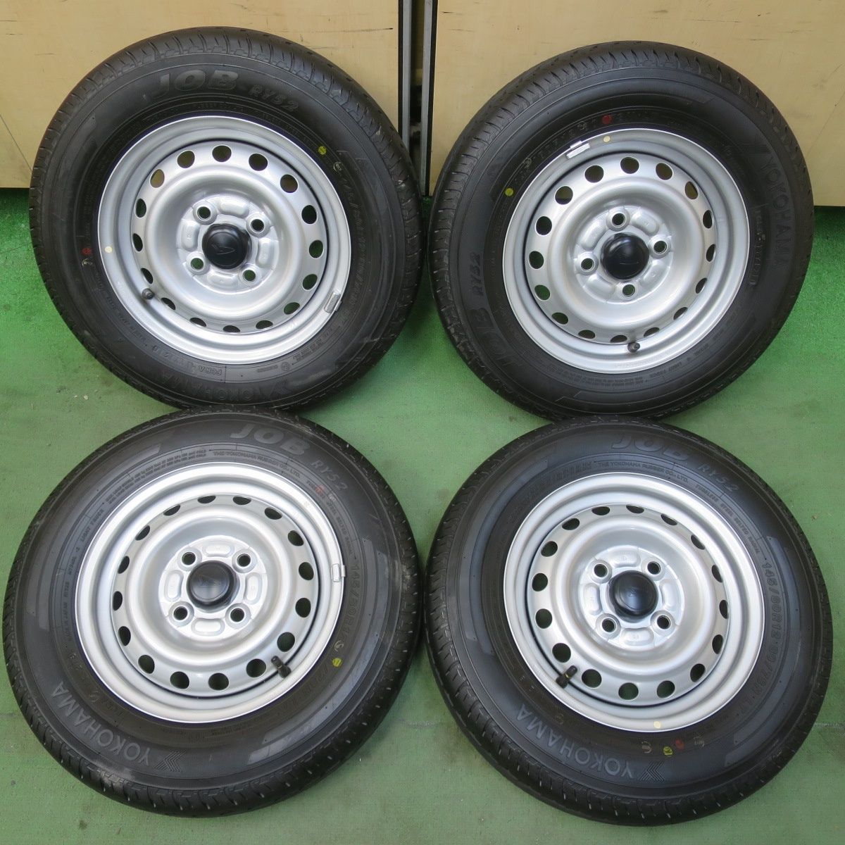 新車外し☆ダイハツ ハイゼット 等 純正 スチール 145/80R12 80/78N 