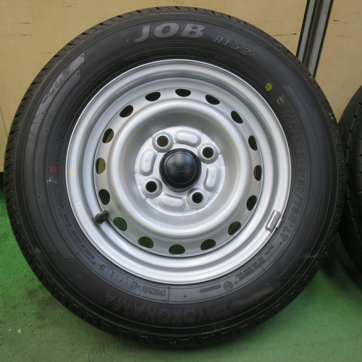 新車外し☆ダイハツ ハイゼット 等 純正 スチール 145/80R12 80/78N 