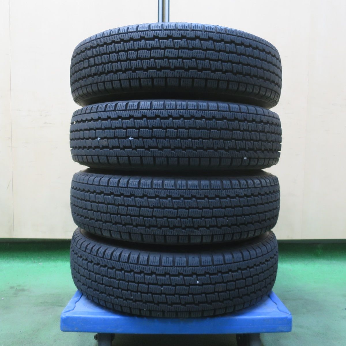4本価格！22年☆ダイハツ アトレー ハイゼット 等 純正 スチール 145 