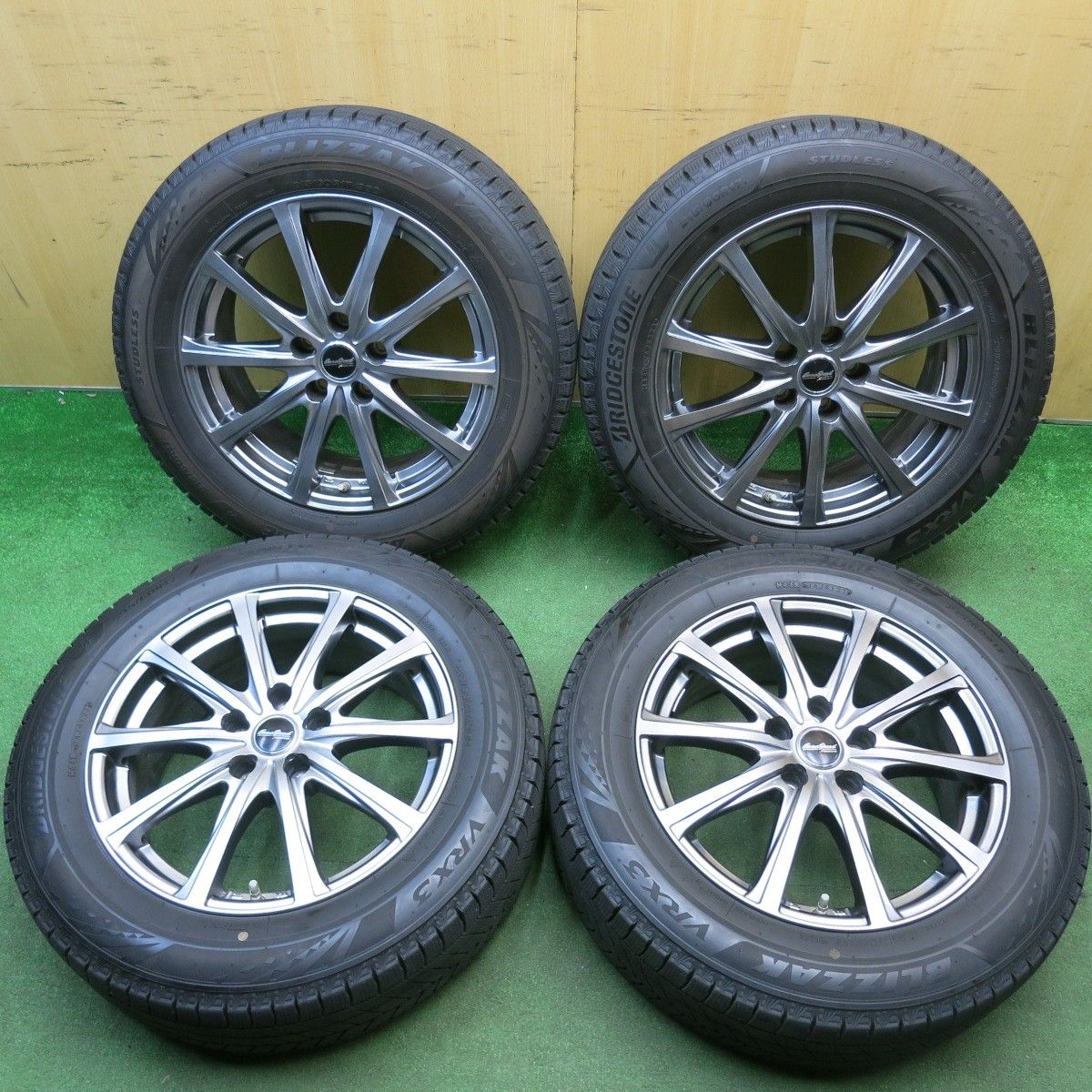 バリ溝！9.5分☆スタッドレス 215/60R17 ブリヂストン ブリザック VRX3 