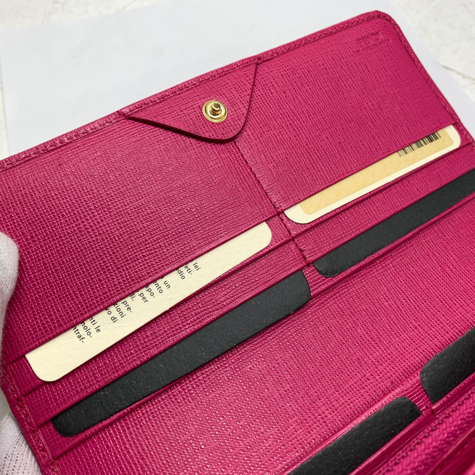 f001 L 未使用保管品 FENDI フェンディ ズッカ ピンク 縁取り 長財布 