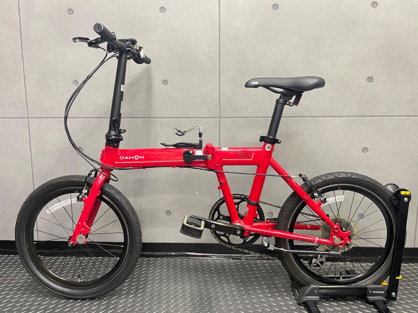 W0193 □USED□DAHON ダホン HORIZE ホライズ ファイヤーレッド 2017