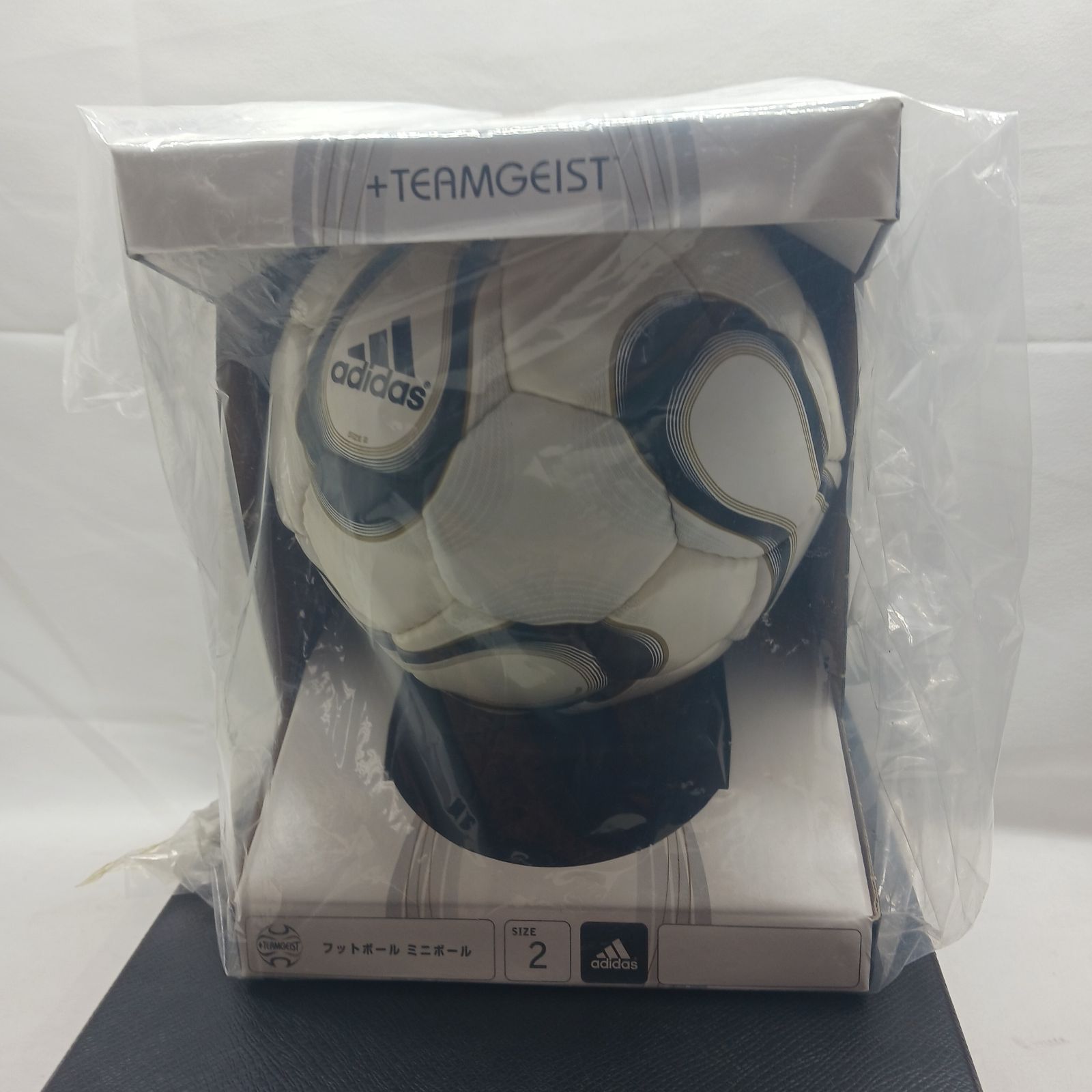 未使用保管品】アディダス 2006 FIFAワールドカップ「+TEAMGEIST