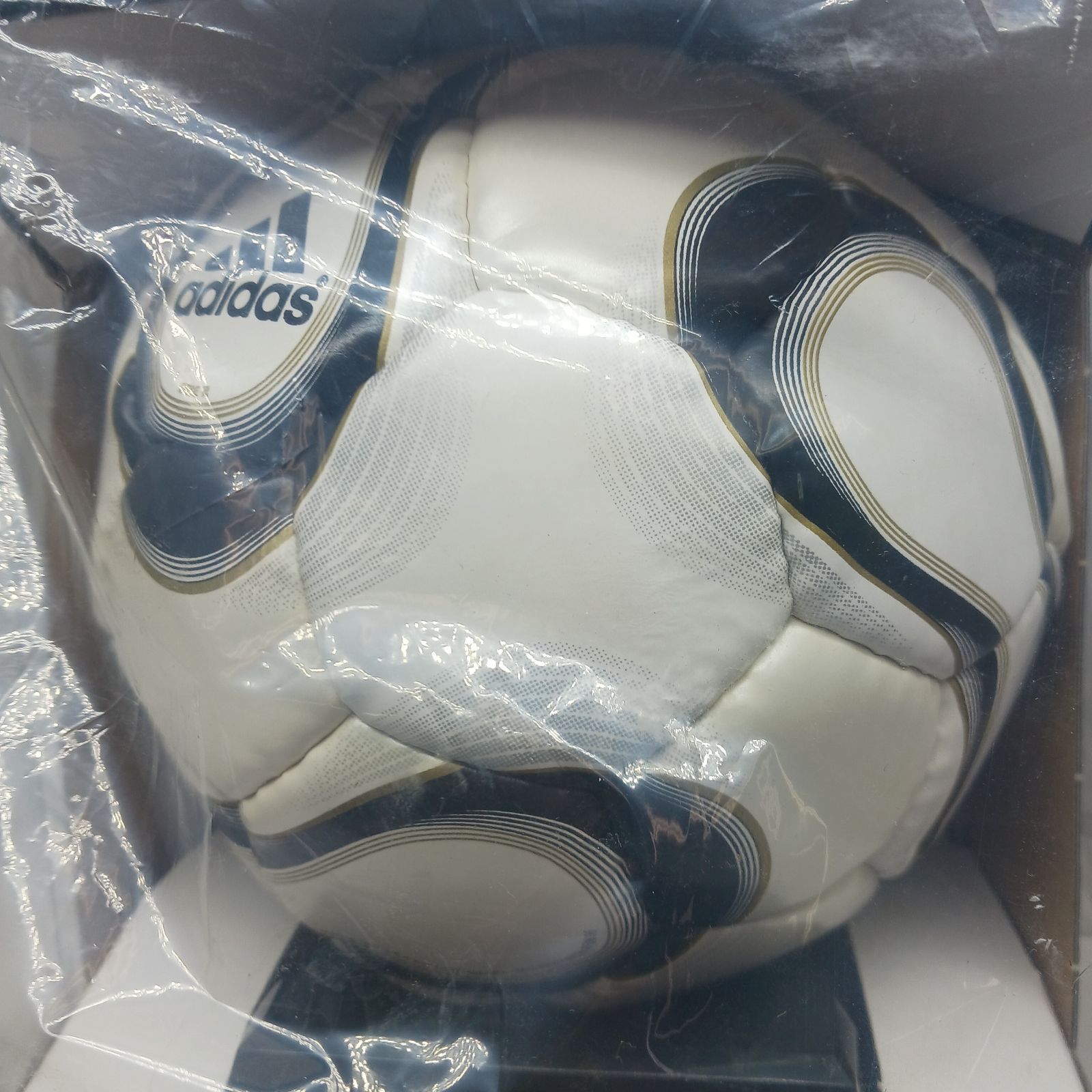未使用保管品】アディダス 2006 FIFAワールドカップ「+TEAMGEIST