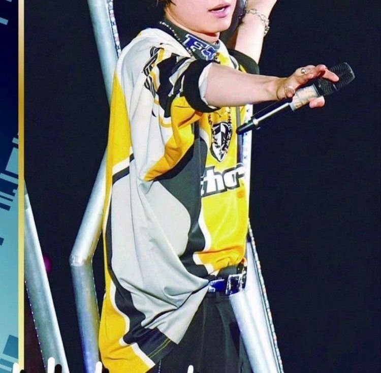 SixTONES 松村北斗 着用 thor VVS衣装 ストーンズ L ③ - メルカリ SixTONES 松村北斗 着用 thor VVS衣装 ストーンズ L ③ - メルカリ