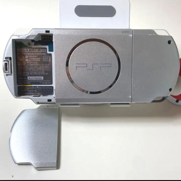 整備品】PSP-3000 フルラミネートIPS すぐ遊べるセット HW027 SONY