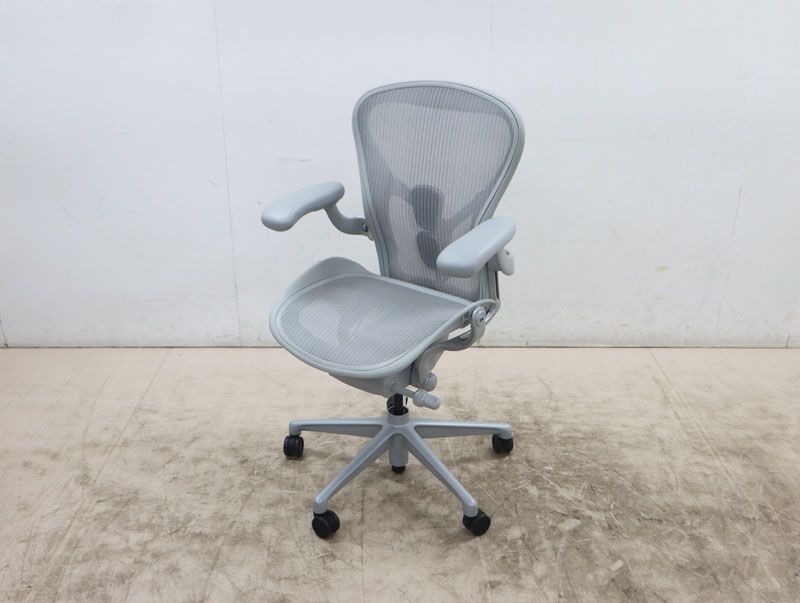  ◆ ◆ Herman Miller ハーマンミラー アーロンチェア リマスタード ミネラル Bサイズ オフィスチェア|キャスターチェア 31万 バーチェアスツール オフィスチェア ワークチェア 椅子 チェア
