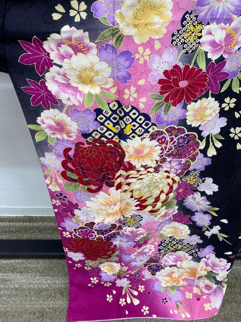 振袖 ラメ刺繍 金彩 紋意匠 身丈167cm 済 MO3570 - メルカリ