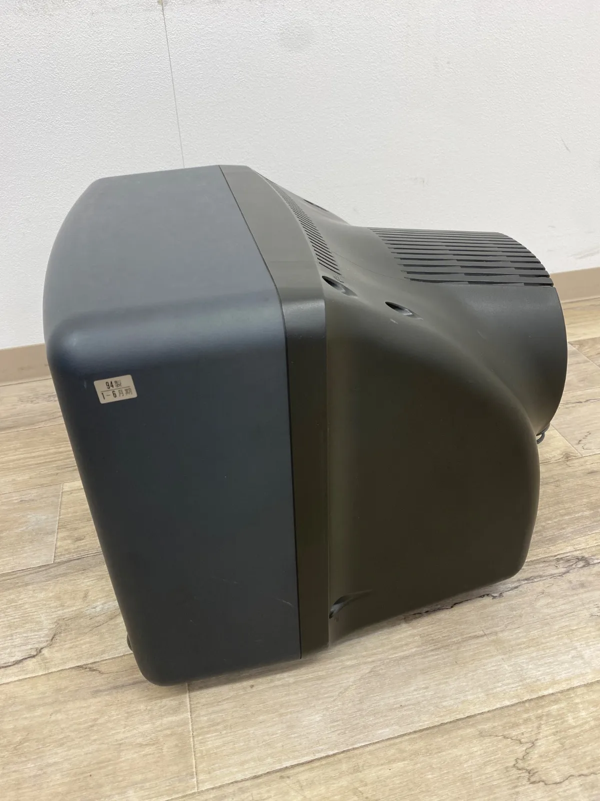 ≪ジャンク品≫ SONY Trinitron カラー ブラウン管テレビ KV-14GP2 94