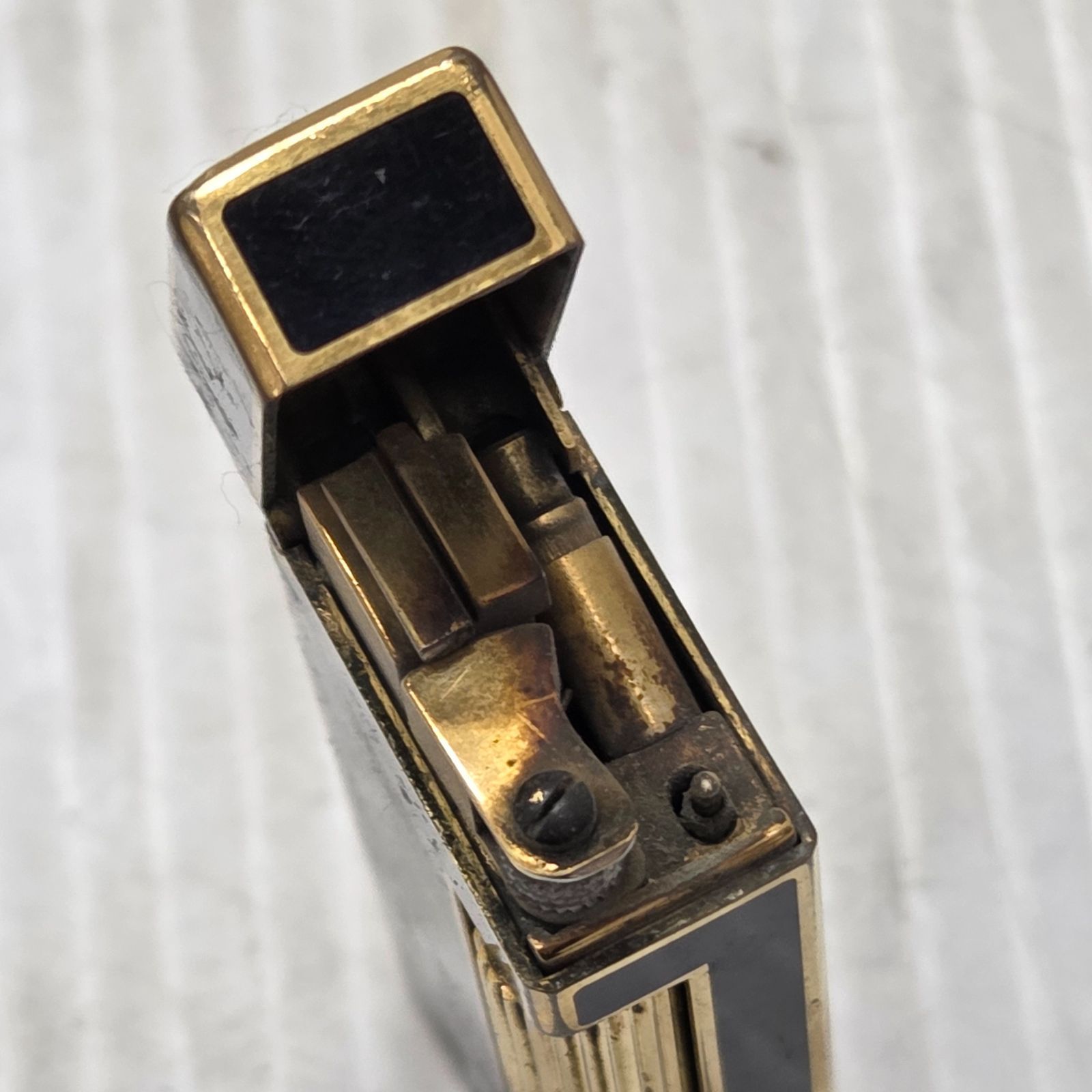 3 S03132 dunhill ダンヒル ライター ローラー ガスライターロゴサイド 