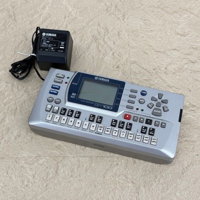 ミュージックシーケンサー 【中古】YAMAHA ヤマハ QY100 リズムマシン