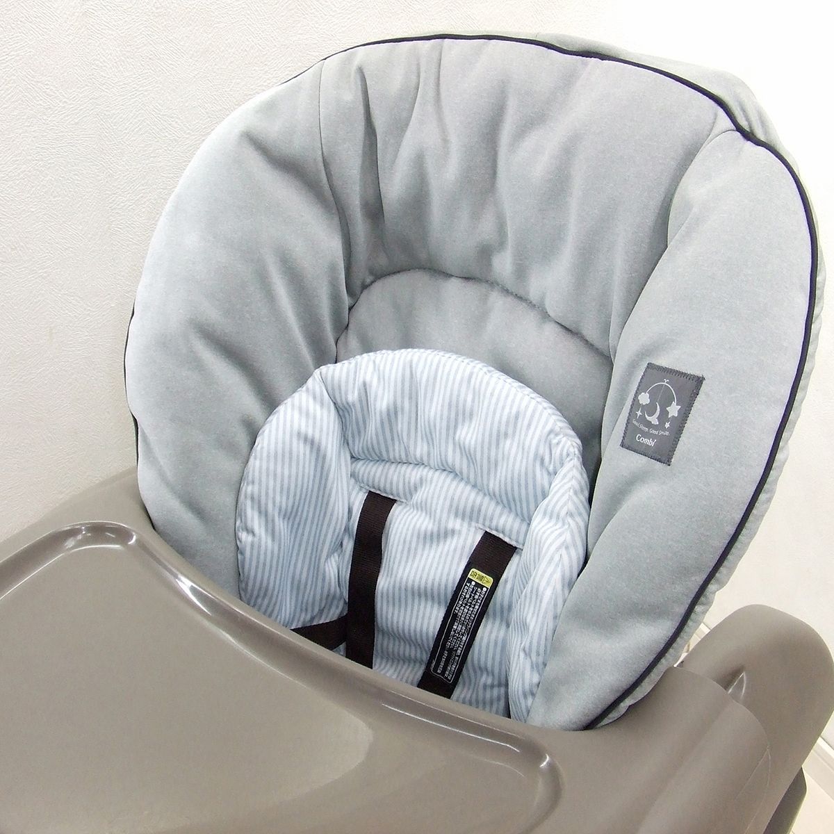 綺麗 手動 ハイローチェア 中古 コンビ ネムリラ ラック＆チェア combi 