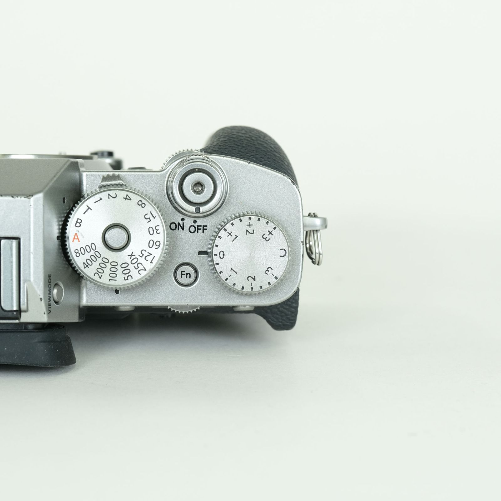 良品] FUJIFILM X-T3 [ボディ シルバー] | FUJIFILM Xマウント - メルカリ