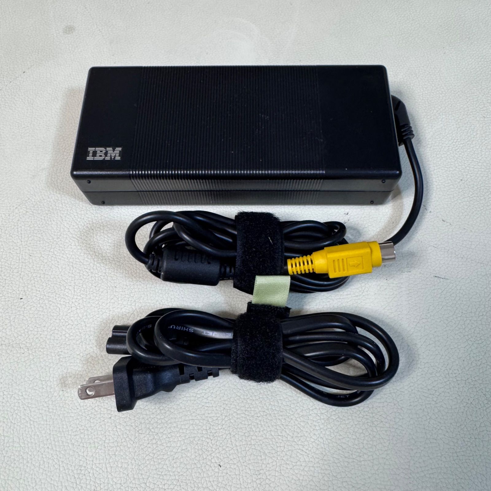 IBM ACアダプター 02K7089 動作確認済 中古 - メルカリ