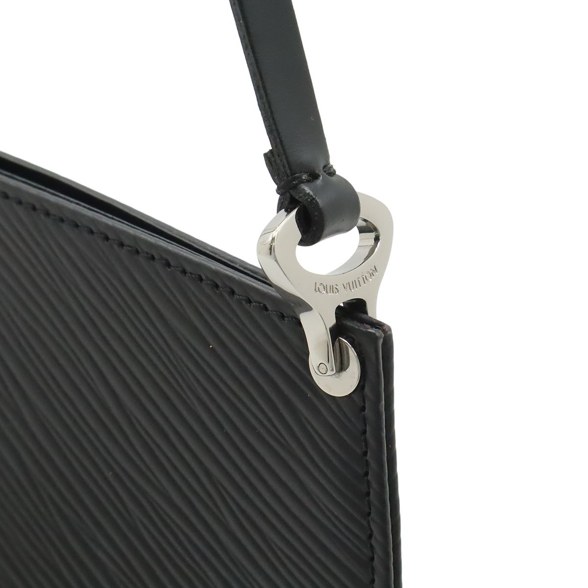 LOUIS VUITTON ルイ ヴィトン エピ ポシェット ドゥミ リュンヌ 