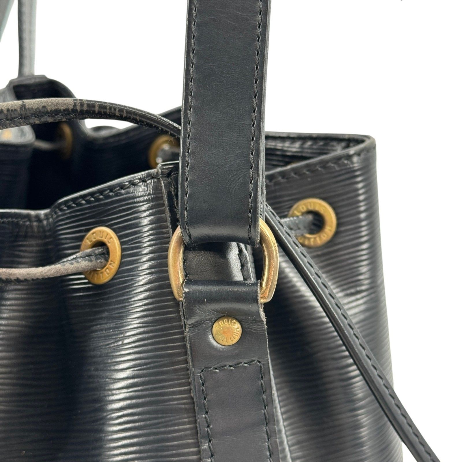 LOUIS VUITTON エピ・ノワール プチ・ノエ M59012 巾着 ショルダー 