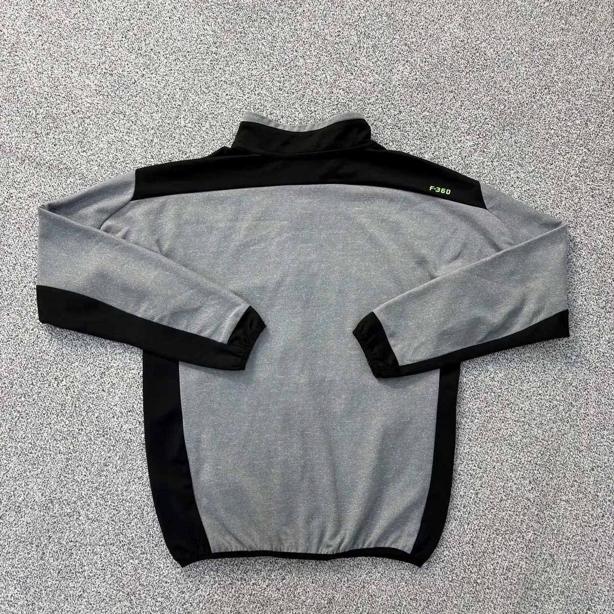 お得，100%新品 実寸 DESCENTE ジップアップ ジャージ ジャケット 0305J