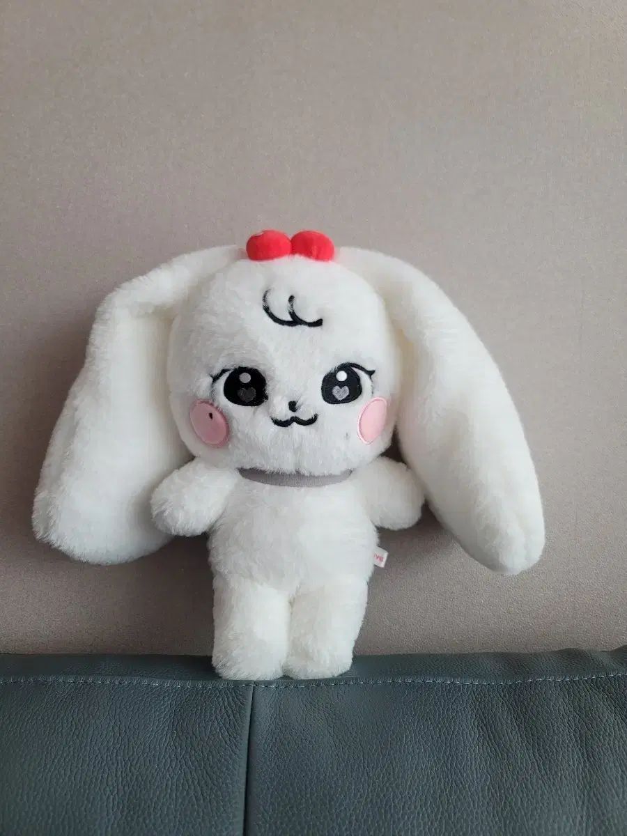 タレントグッズ IVEウォニョンさくらんぼぬいぐるみ出品