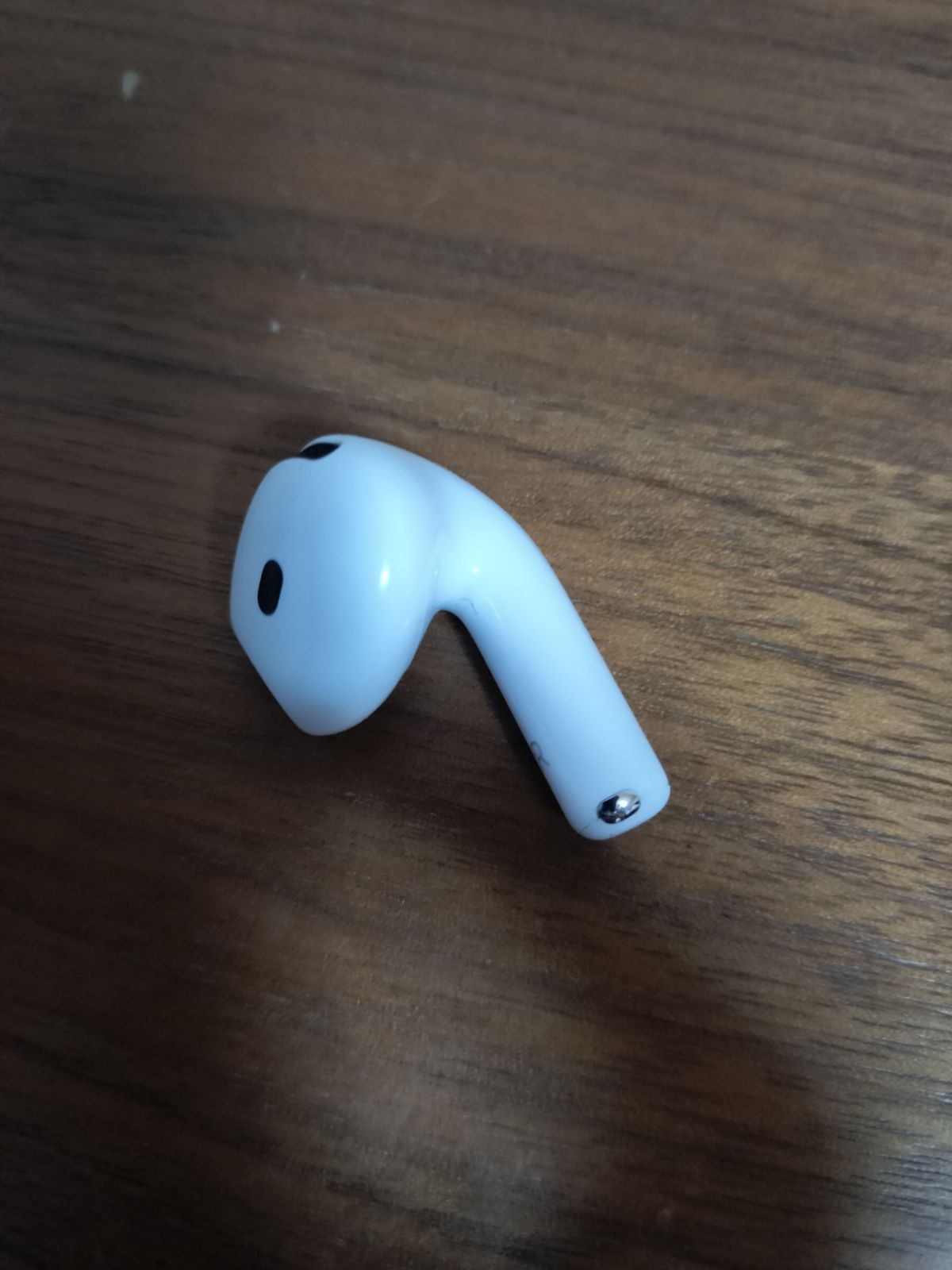 正規品)Apple AirPods 4世代 片耳 R片方 右耳 ノイズキャンセ 正規品)Apple AirPods 4世代 片耳 R片方 右耳 ノイズキャンセ
