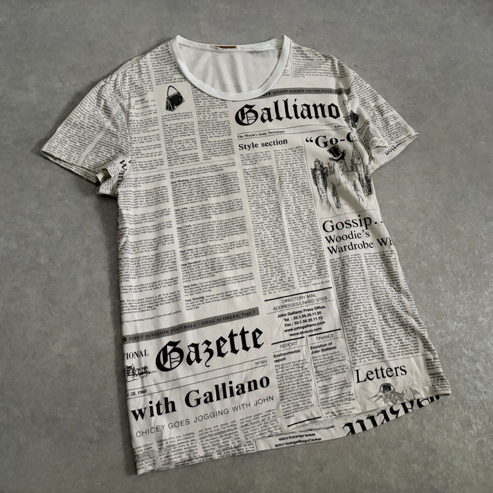 名作　john galiano ニュースペーパー　tシャツ　カットソー 名作 John Galliano ニュースペーパー Tシャツ カットソー トップス