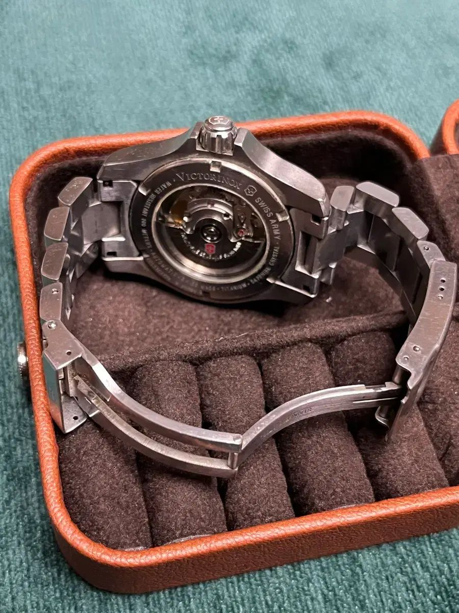 ビクトリノックス オートマティック